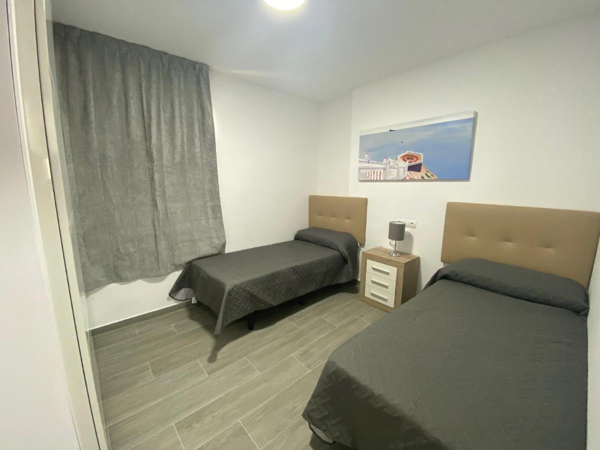 Apartamento Torre Levante 2 Habitaciones Benidorm Exterior foto